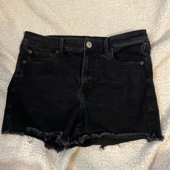 American Eagle black highrise shorts - Picture 1 of 3